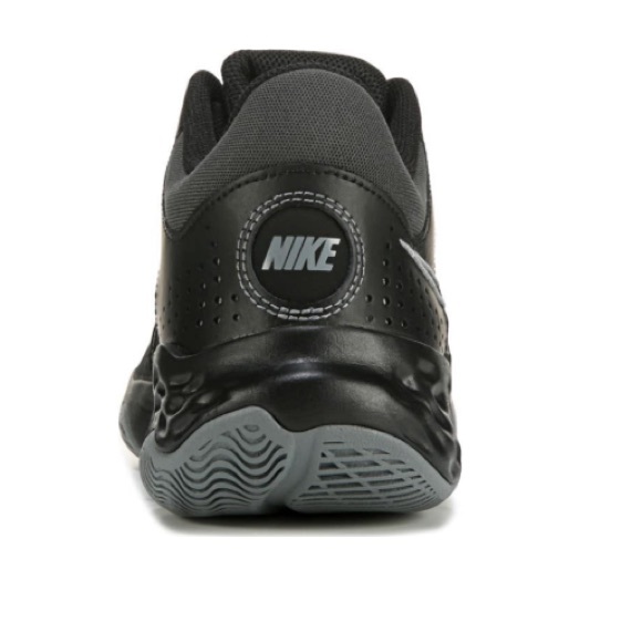 Nike Fly By Mid 3 Basketball Sneaker. - Picture 8 of 12